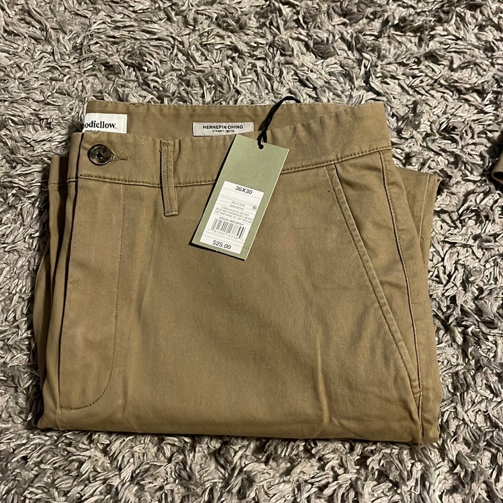 COPY - Men’s khaki pants (brand new) with tags… goodiellow 36:30